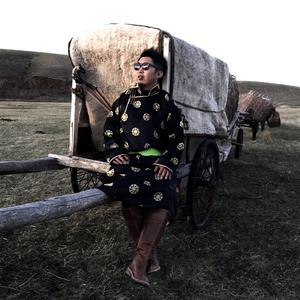 激情小说亚洲图片伦
