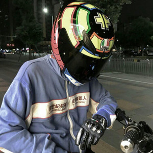 欧美性爱靠逼乱伦
