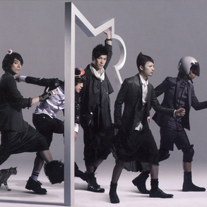 魅魔丝袜脚含精
